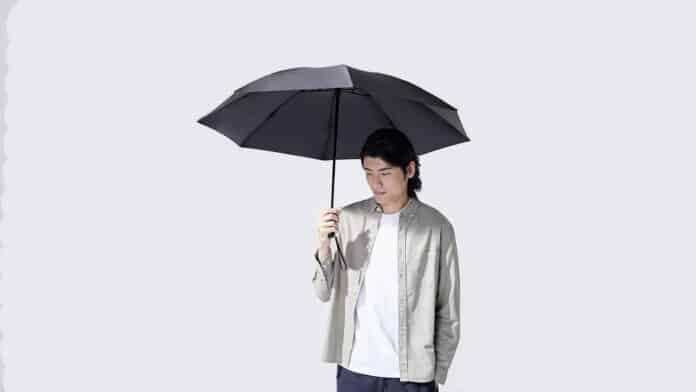 Xiaomi y Urevo añaden una linterna LED a su paraguas