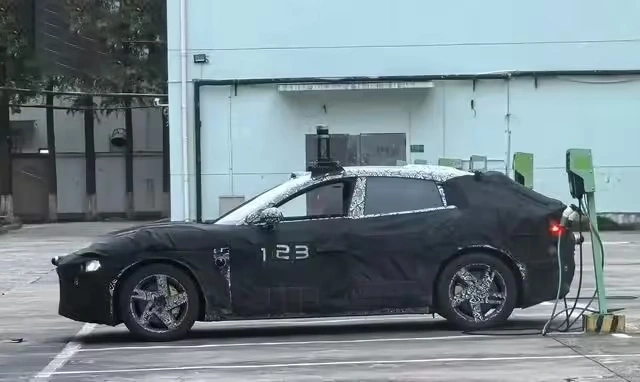 SUV Xiaomi: Nuevas fotos espía revelan nuevos detalles 3 Xiaomi SUV espía 1