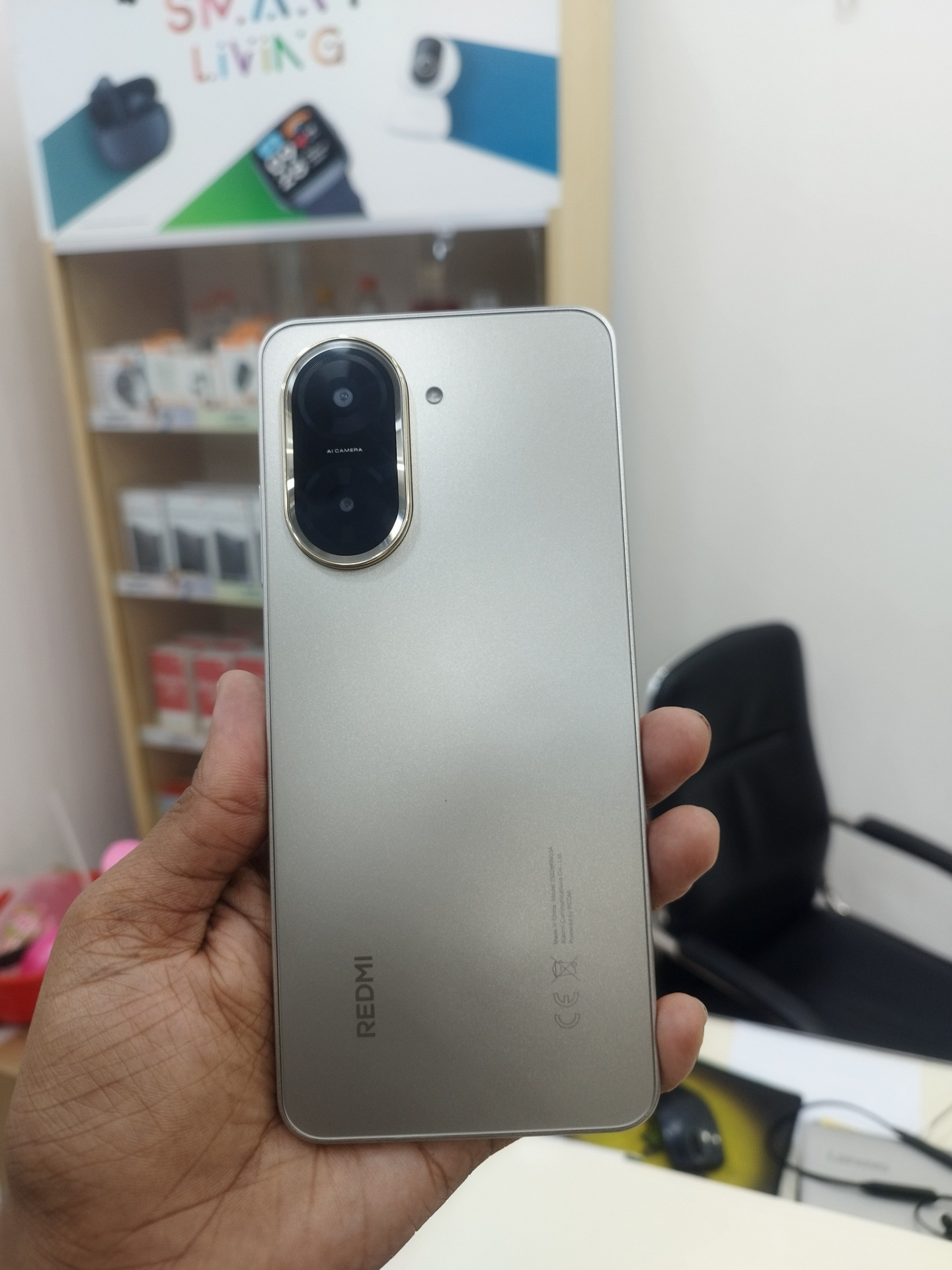 Redmi A5 comenzó en silencio con el nuevo Redmi -Logo 6 Redmi A5 detrás