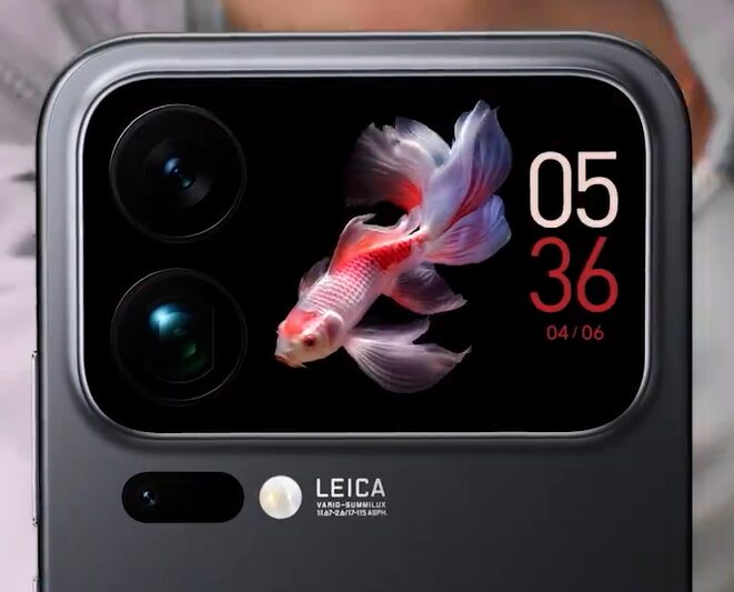 Xiaomi 17 Pro Pantalla trasera de magia 11