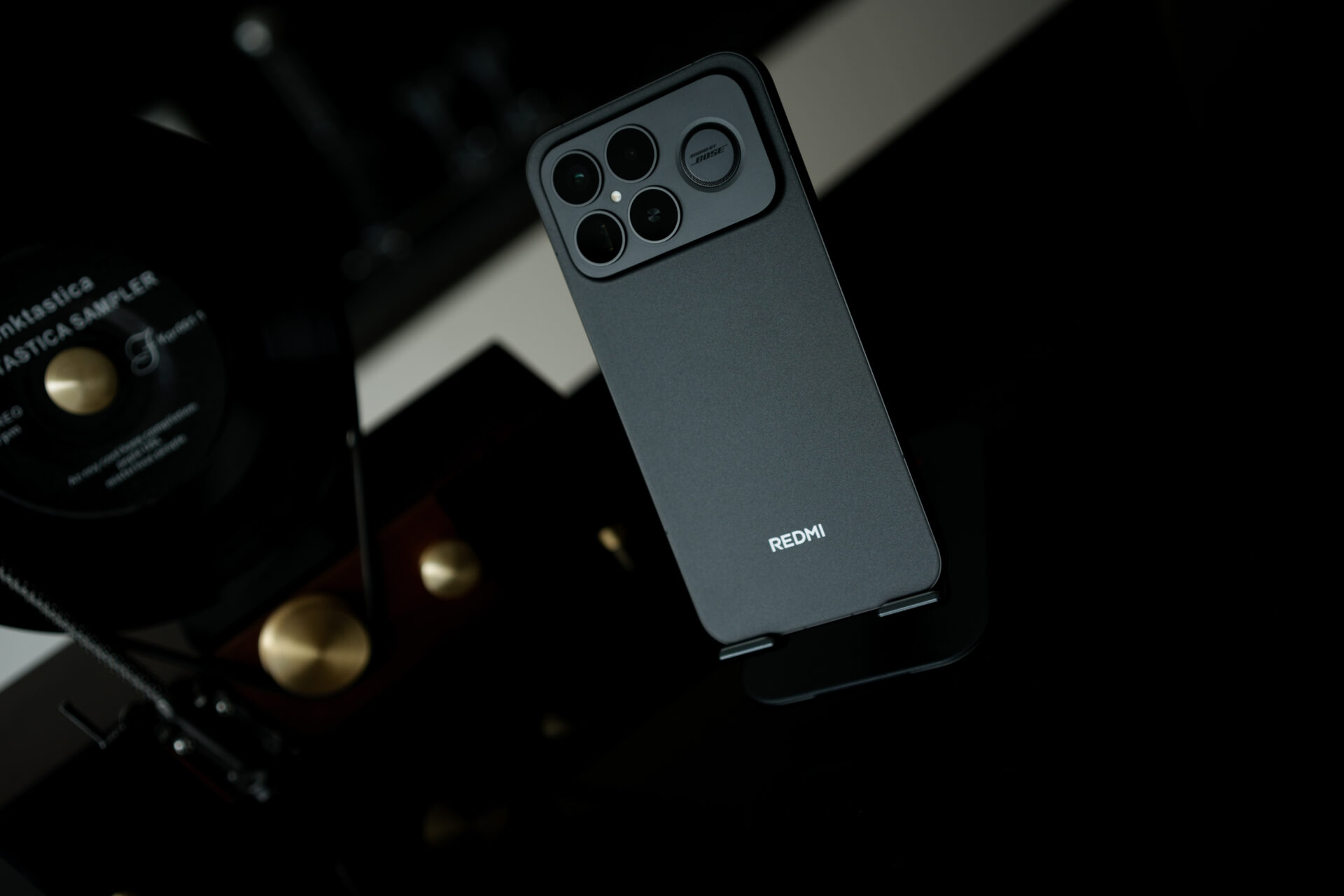 Por qué Xiaomi lanza algunos de sus teléfonos más interesantes solo en China 2 REDMI K90 Pro Máximo 2 1