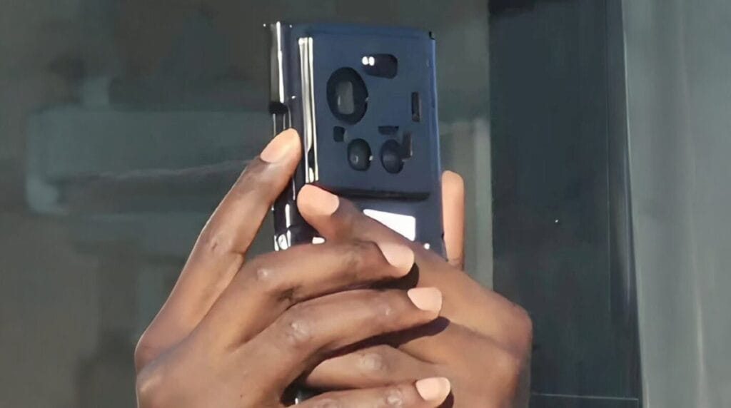 Las fotos espía del Xiaomi 17 Ultra revelan un nuevo y audaz cambio en el diseño de la cámara 1 17ultra